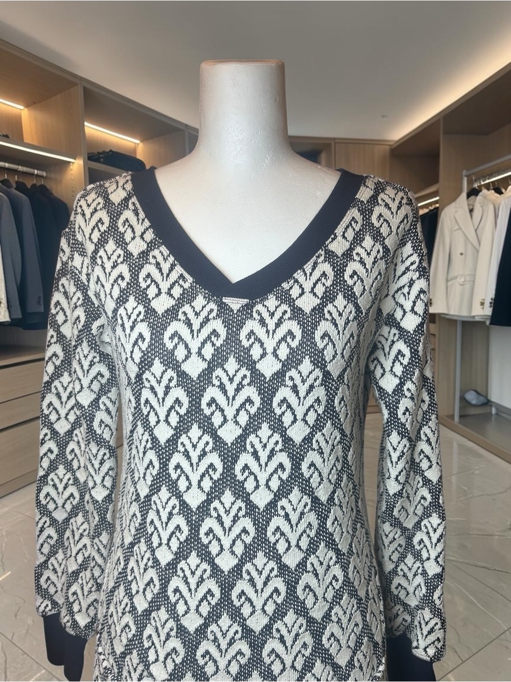 Hatley Navy & Cream Sweater Dress XS Long Sleeve V Neck Knit Side Slit - Picture 3 of 11